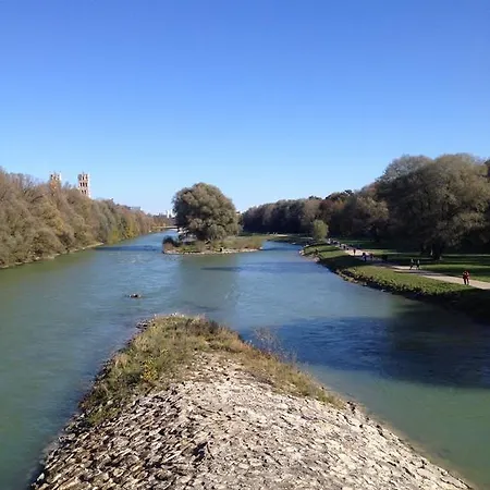 Apartment Design-apartment Close To Isar River Area - Centrally Located *