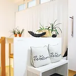 Design-apartment Close To Isar River Area - Centrally Located Apartment