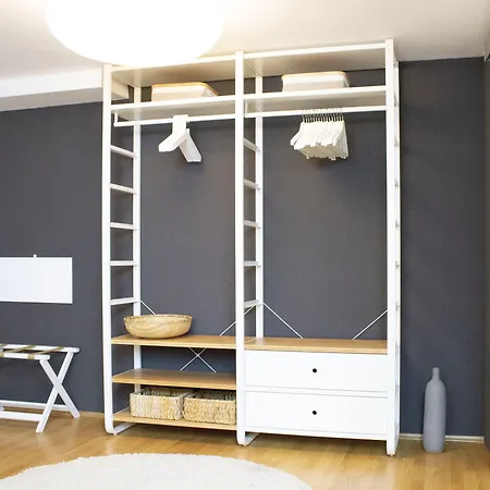 Design-apartment Close To Isar River Area - Centrally Located *