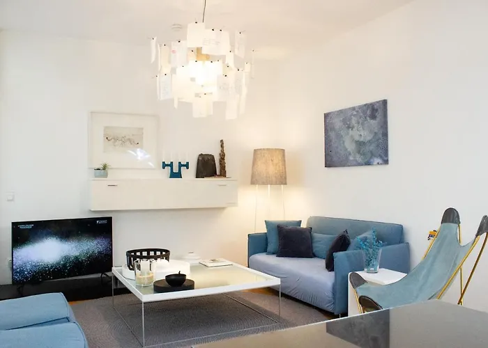 Design-apartment Close To Isar River Area - Centrally Located
