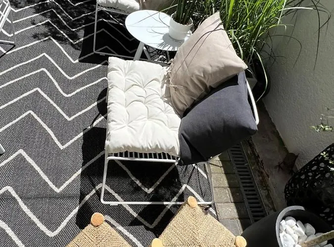 Design-apartment Close To Isar River Area - Centrally Located Appartement Munich