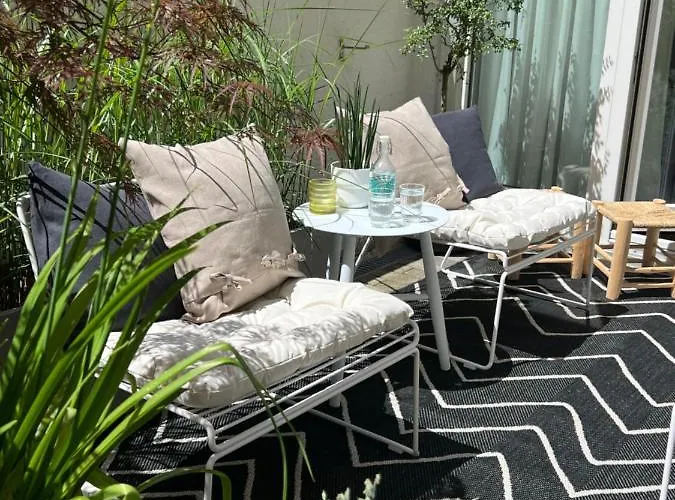 Design-apartment Close To Isar River Area - Centrally Located Munich
