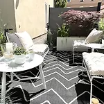 Design-apartment Close To Isar River Area - Centrally Located Appartamento *